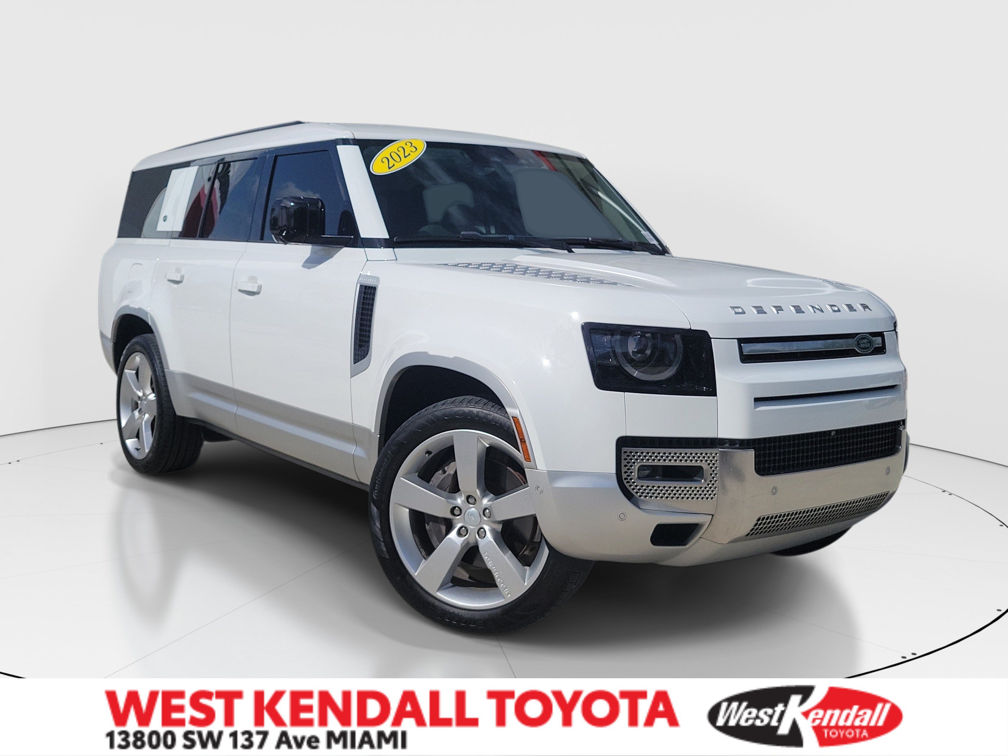 2023 Land Rover Defender