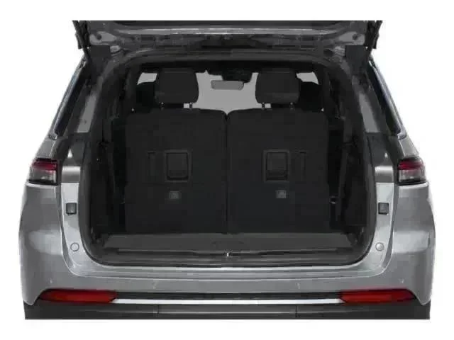 New 2026 Bright White Clear-Coat Exterior Paint Jeep Laredo image 8