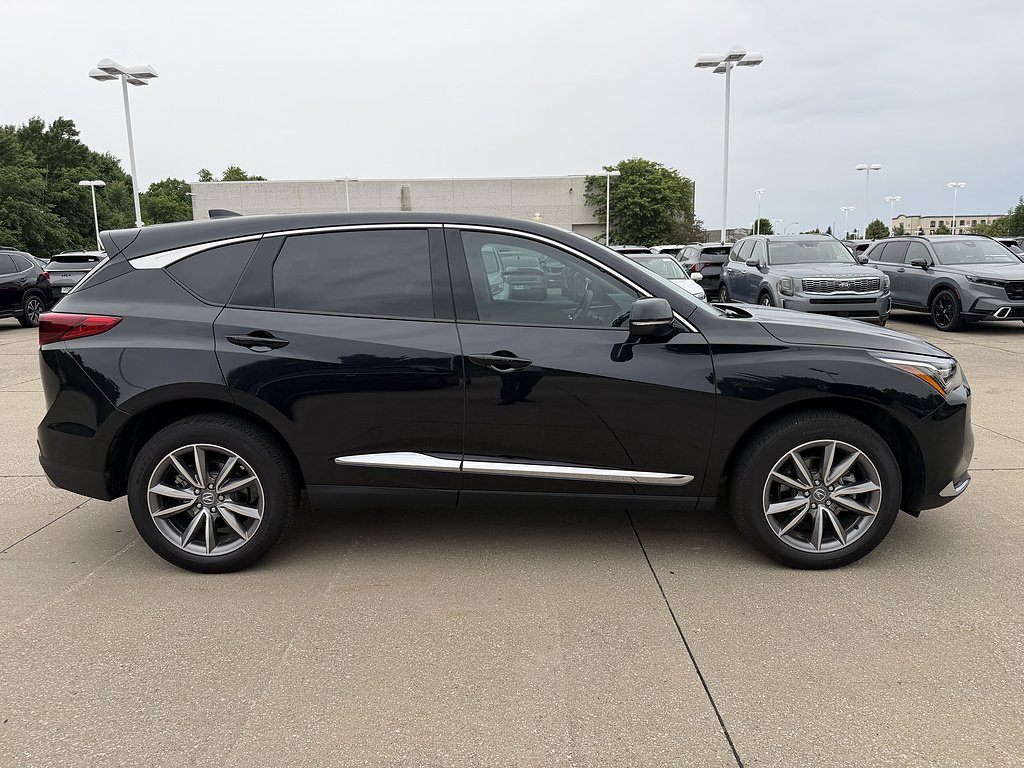 Used 2024 Majestic Black Pearl Acura SH-AWD w/Tech image 3