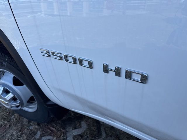 New 2025 Summit White Chevrolet Work Truck image 8