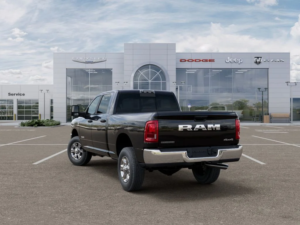 New 2026 Diamond Black Crystal Pearl-Coat Exterior Paint RAM Big Horn image 3