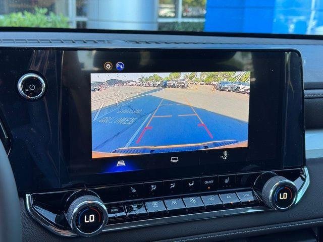 2025 Chevrolet Colorado LT - Photo 17