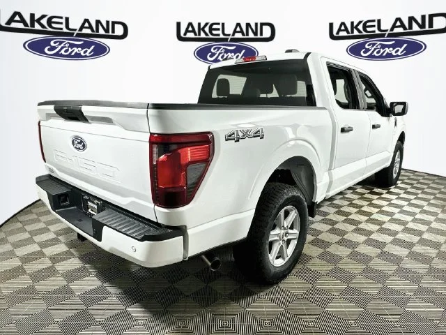 New 2026 White Ford XLT image 3