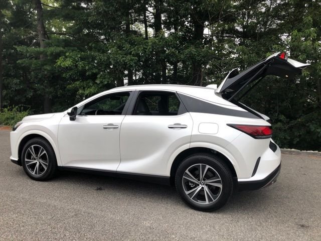 Used 2025 White Pearl Lexus 350 Premium image 10