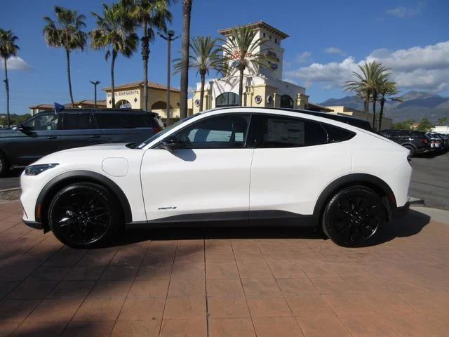 2026 Ford Mustang-Mach-e Select's photo