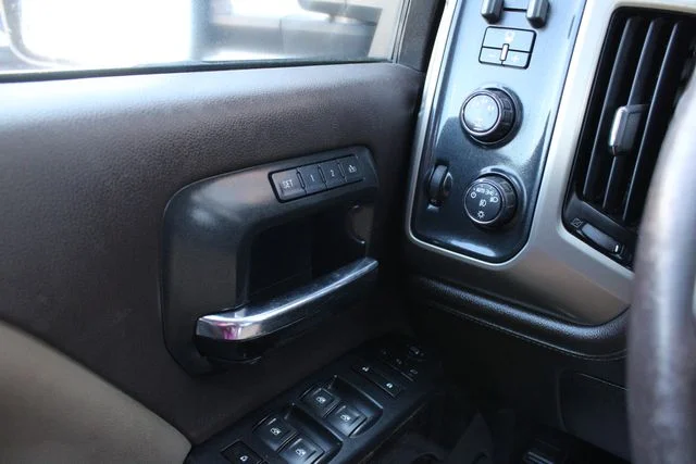 Used 2015 Blue GMC Denali image 7