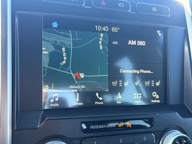 Used 2018 White Ford Platinum image 21