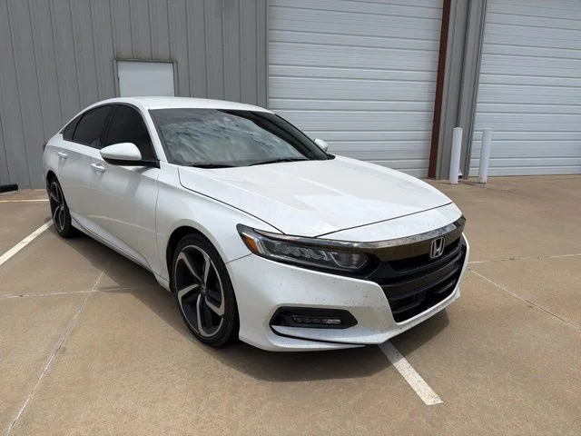 Used 2020  Honda Sport image 6