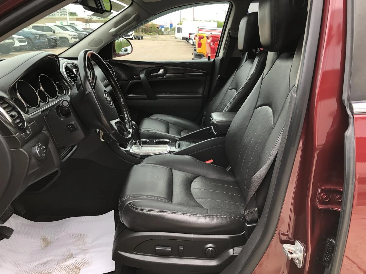 Used 2017 Red Buick AWD 4dr Premium image 11