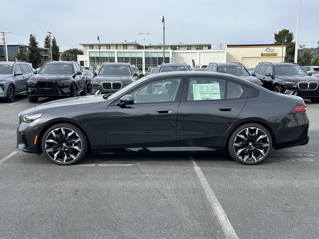 New 2026 Dark Graphite Metallic BMW 530i image 2