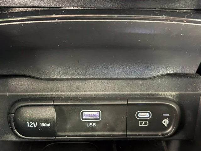 Used 2024 Black Kia SX image 33
