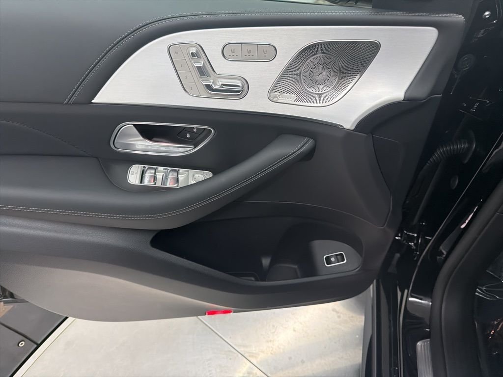 2026 Mercedes-Benz GLE AMG GLE63 S - Photo 15