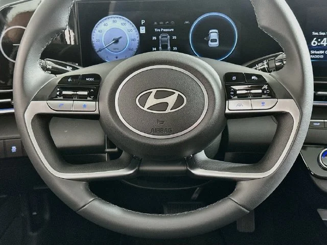 New 2026 Hyundai ELANTRA Limited
