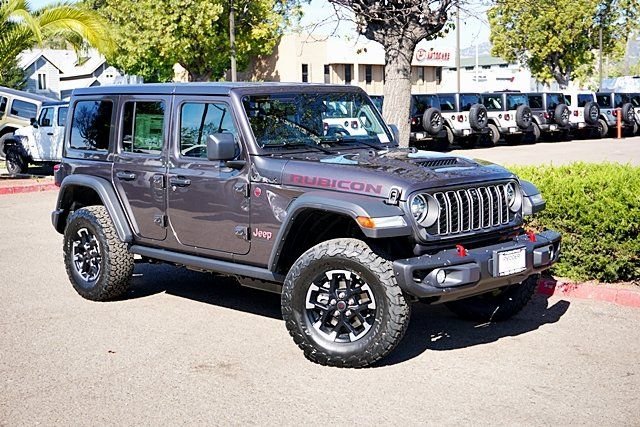 New 2026 Granite Crystal Metallic Clear-Coat Exterior Paint Jeep Rubicon image 3