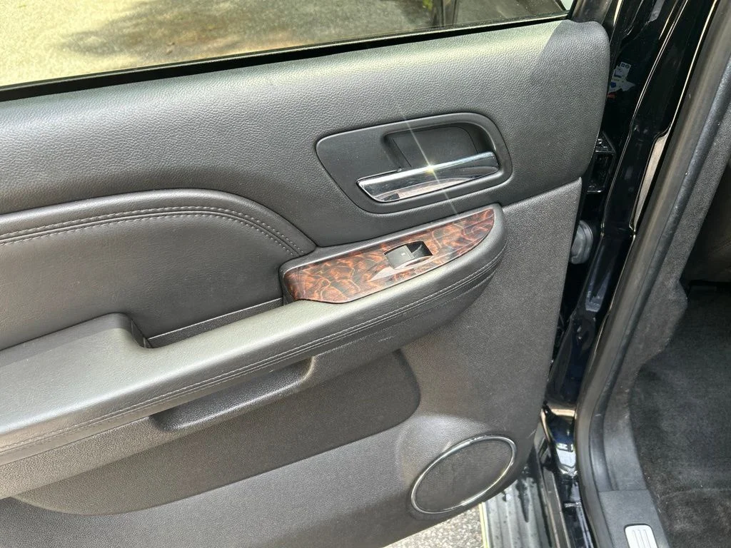 Used 2014 Black GMC Denali image 27