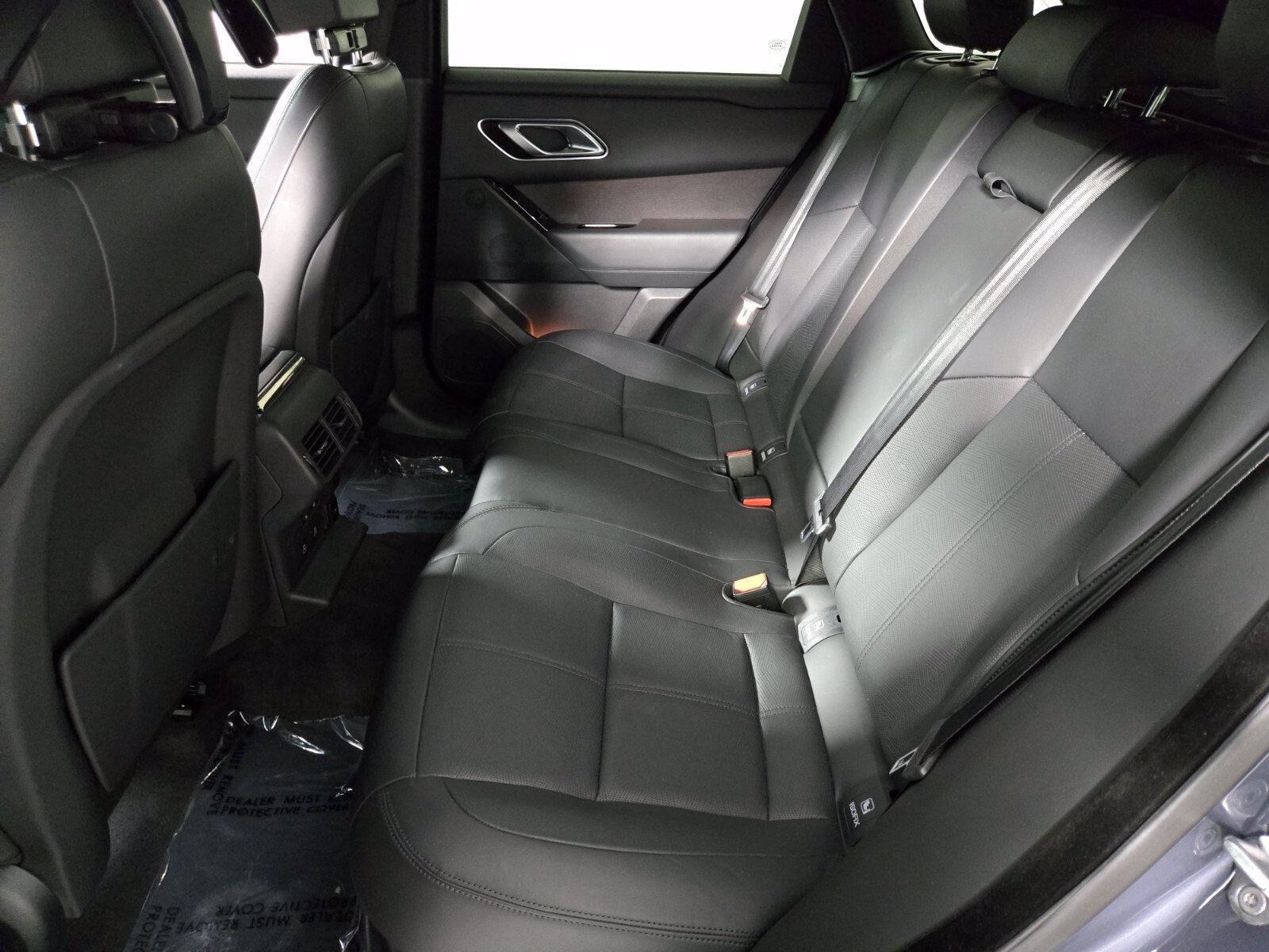 Used 2024 Varesine Blue Metallic Land Rover Dynamic HSE image 5