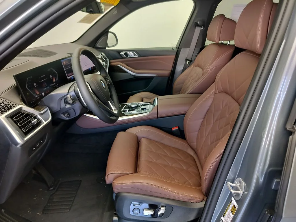 Certified Used 2026 Gray BMW sDrive40i image 8