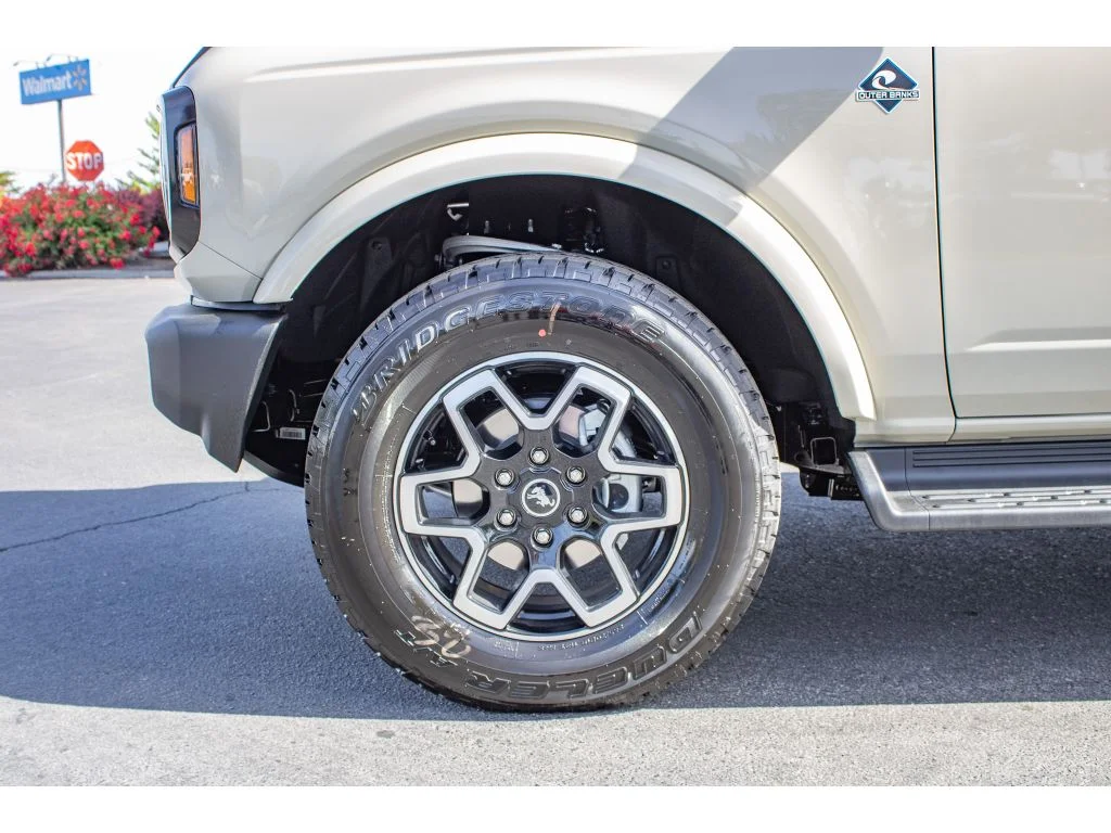 New 2026 Desert Sand Ford Outer Banks® image 5