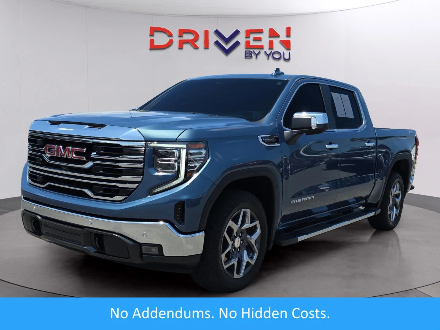 2024 GMC Sierra 4WD Crew Cab Short Box SLT's photo