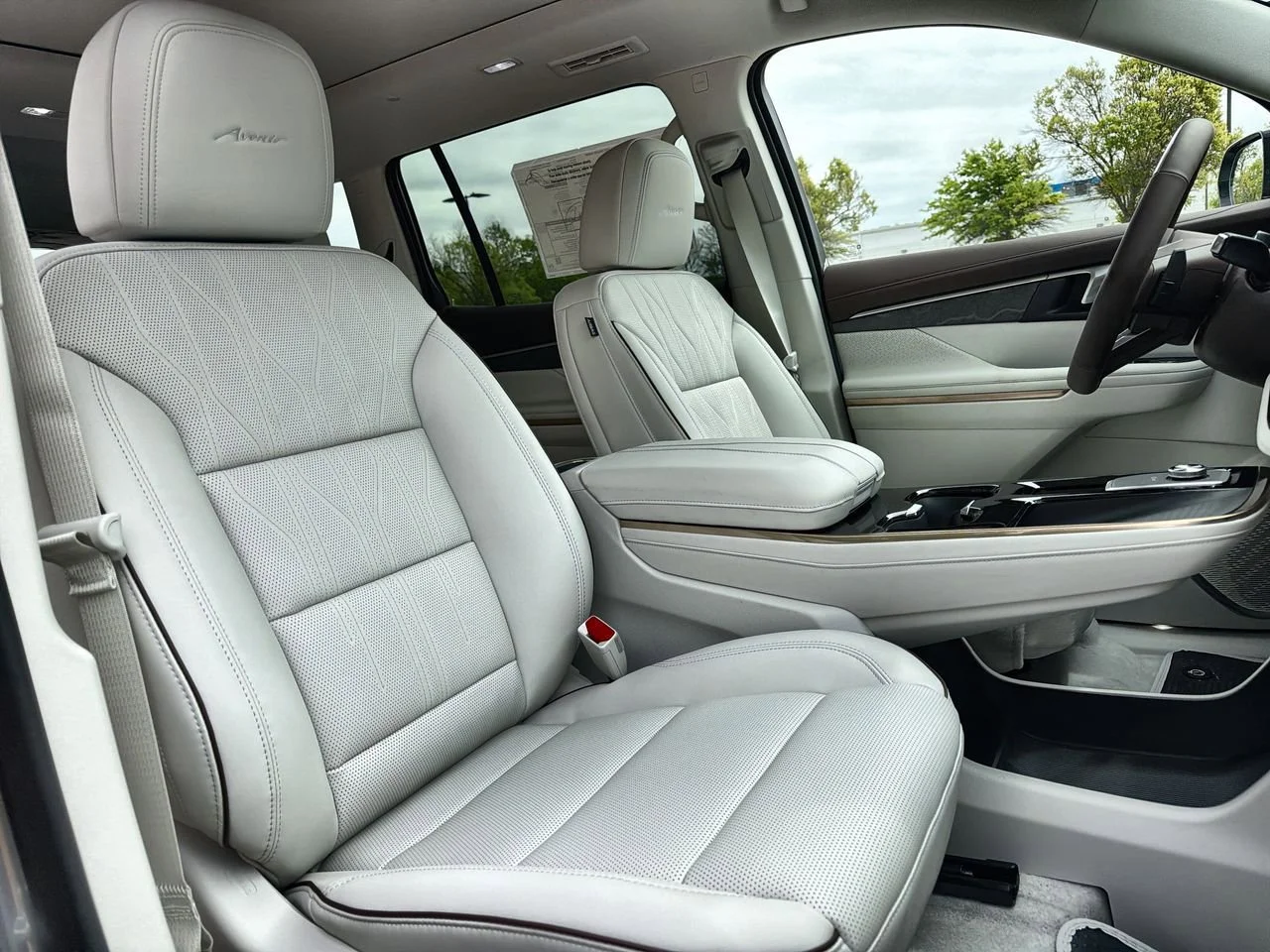 New 2026 Moonstone Gray Metallic Buick Avenir image 23