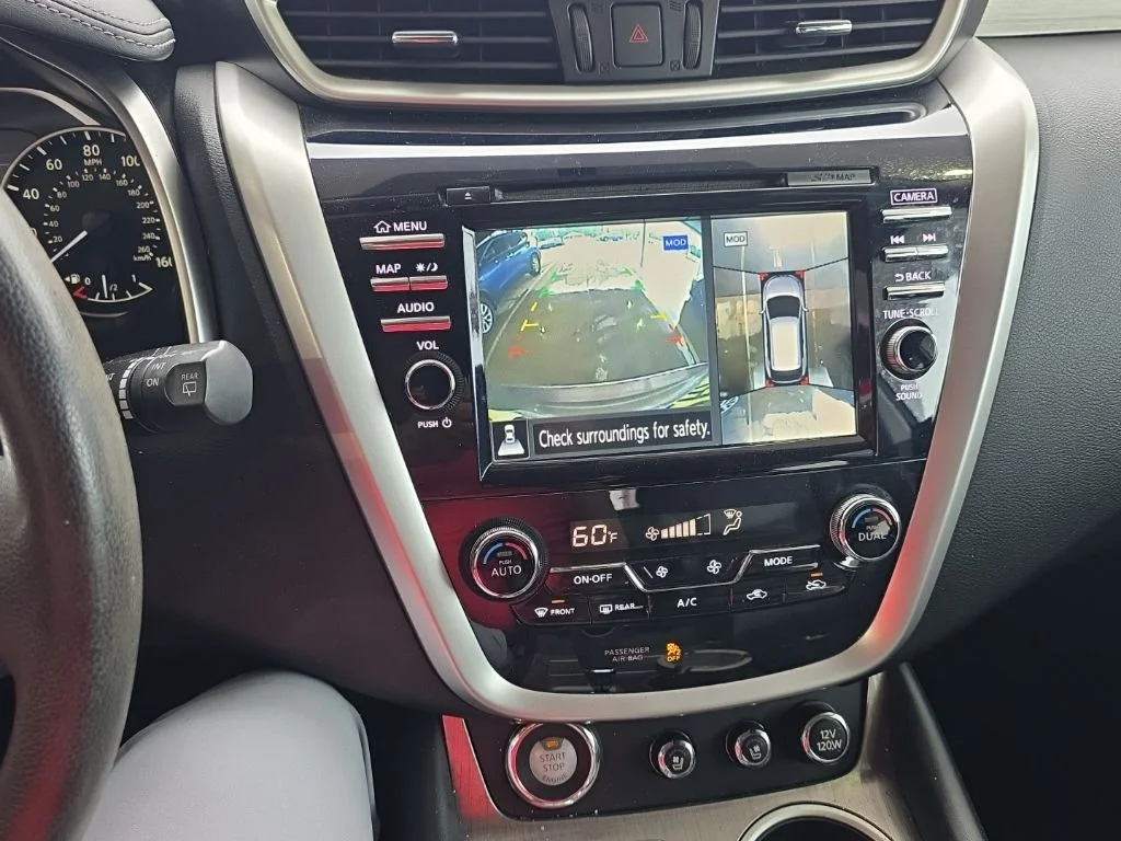 Used 2016 Brown Nissan Platinum image 16