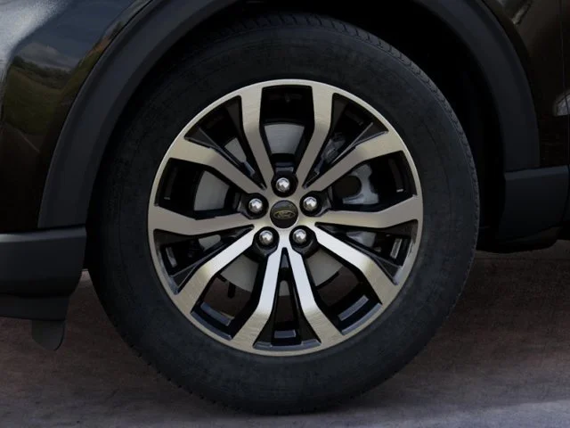 New 2027 Agate Black Metallic Ford ST-Line image 22