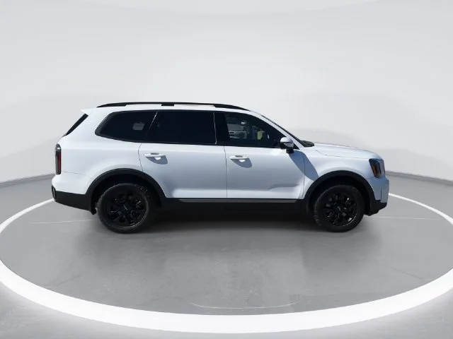 Used 2023 White Kia SX-Prestige X-Pro image 8