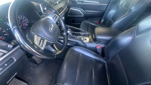 Used 2020 Gray Kia S image 25