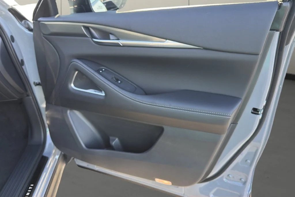 New 2027 HARBOR GRAY INFINITI Sport AWD image 16