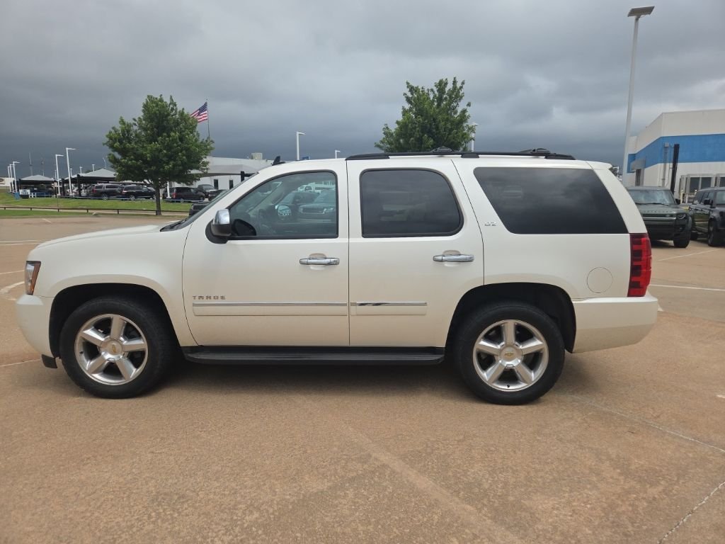 Used 2013 White Chevrolet LTZ image 8