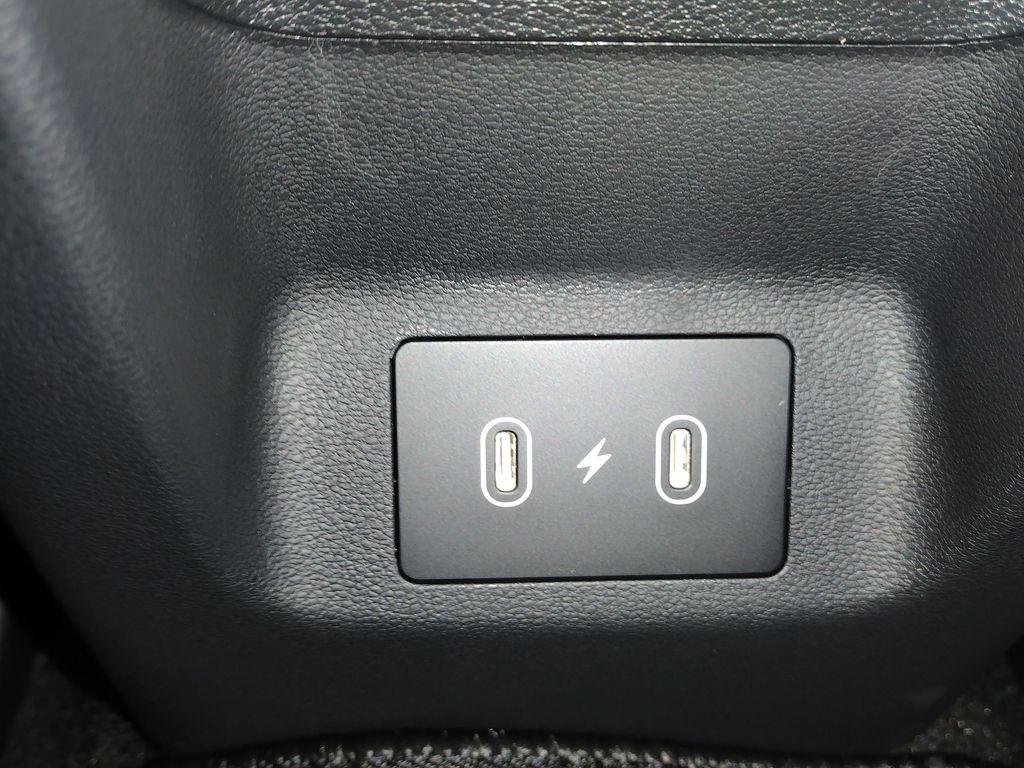 New 2026 White Pearl Hyundai Blue SE image 34