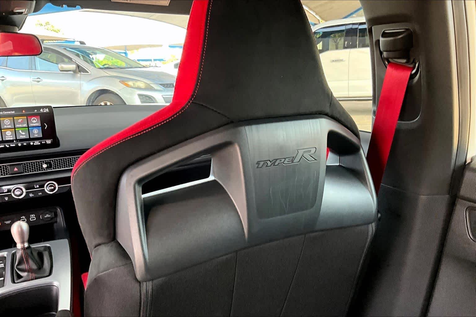 Used 2025 Championship White Honda Civic Type R image 34