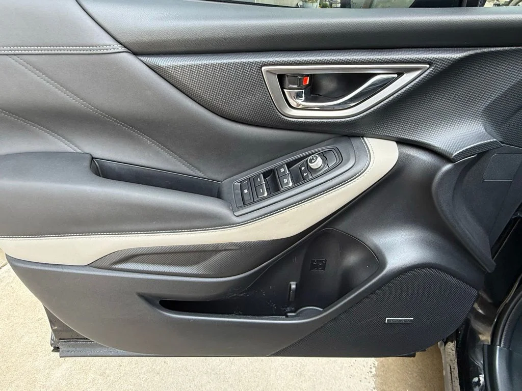 Used 2022 Black Subaru Limited image 13