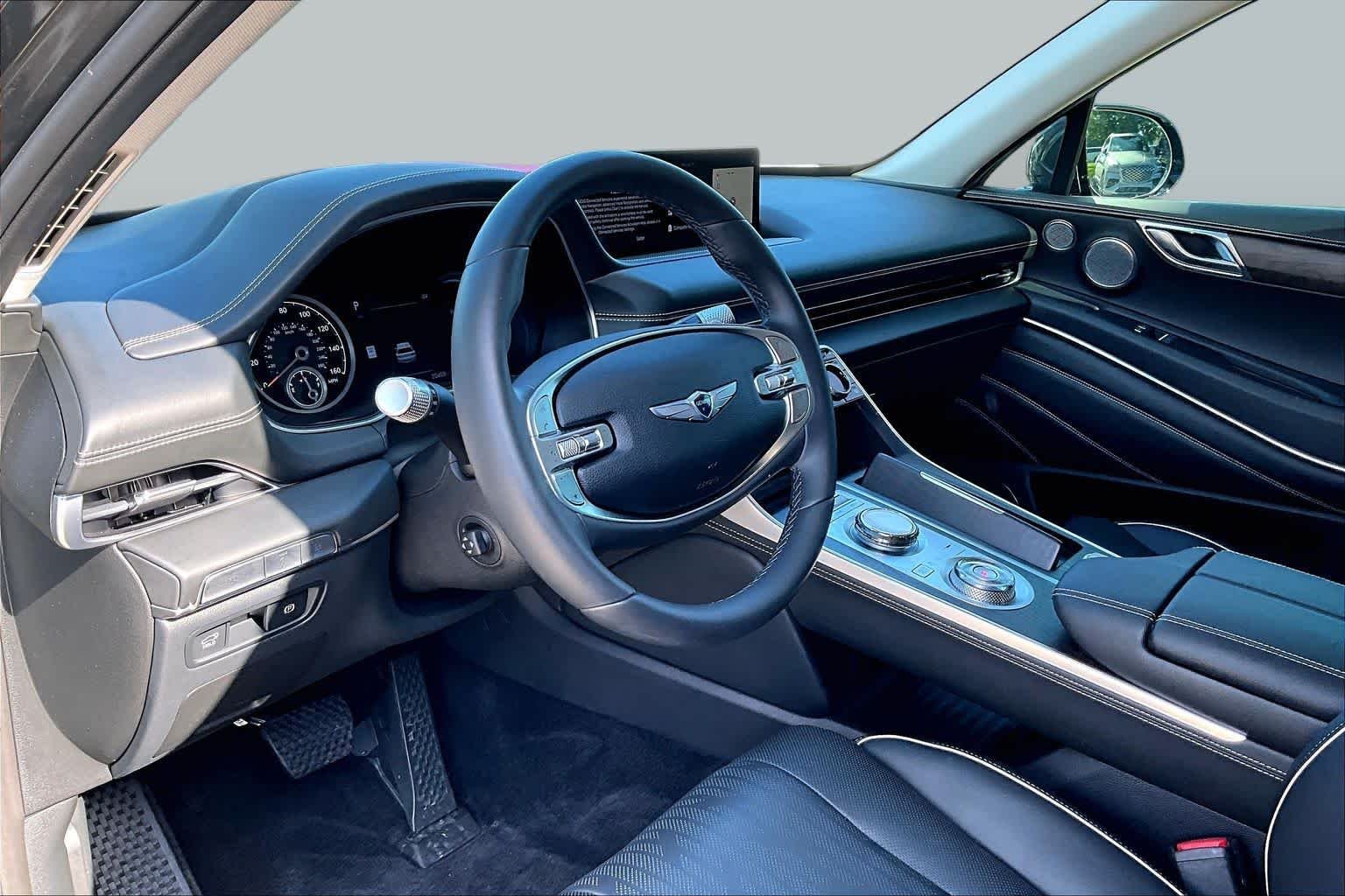 Used 2024 Makalu Gray Genesis  image 17