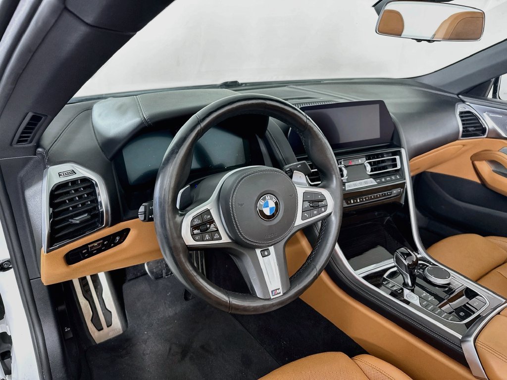 Used 2022 White BMW M850i xDrive image 9