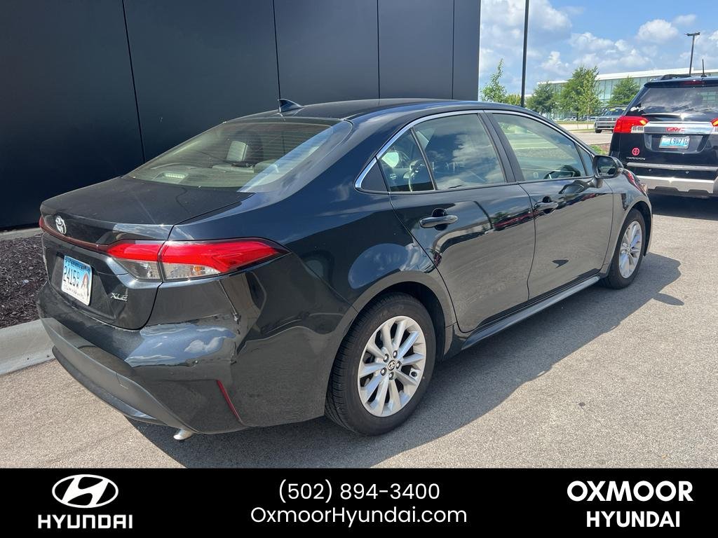 Used 2020 Black Sand Pearl Toyota XLE image 16