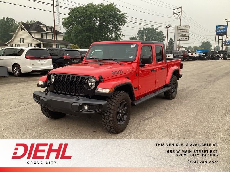 Used 2023 Red Jeep Willys image 3