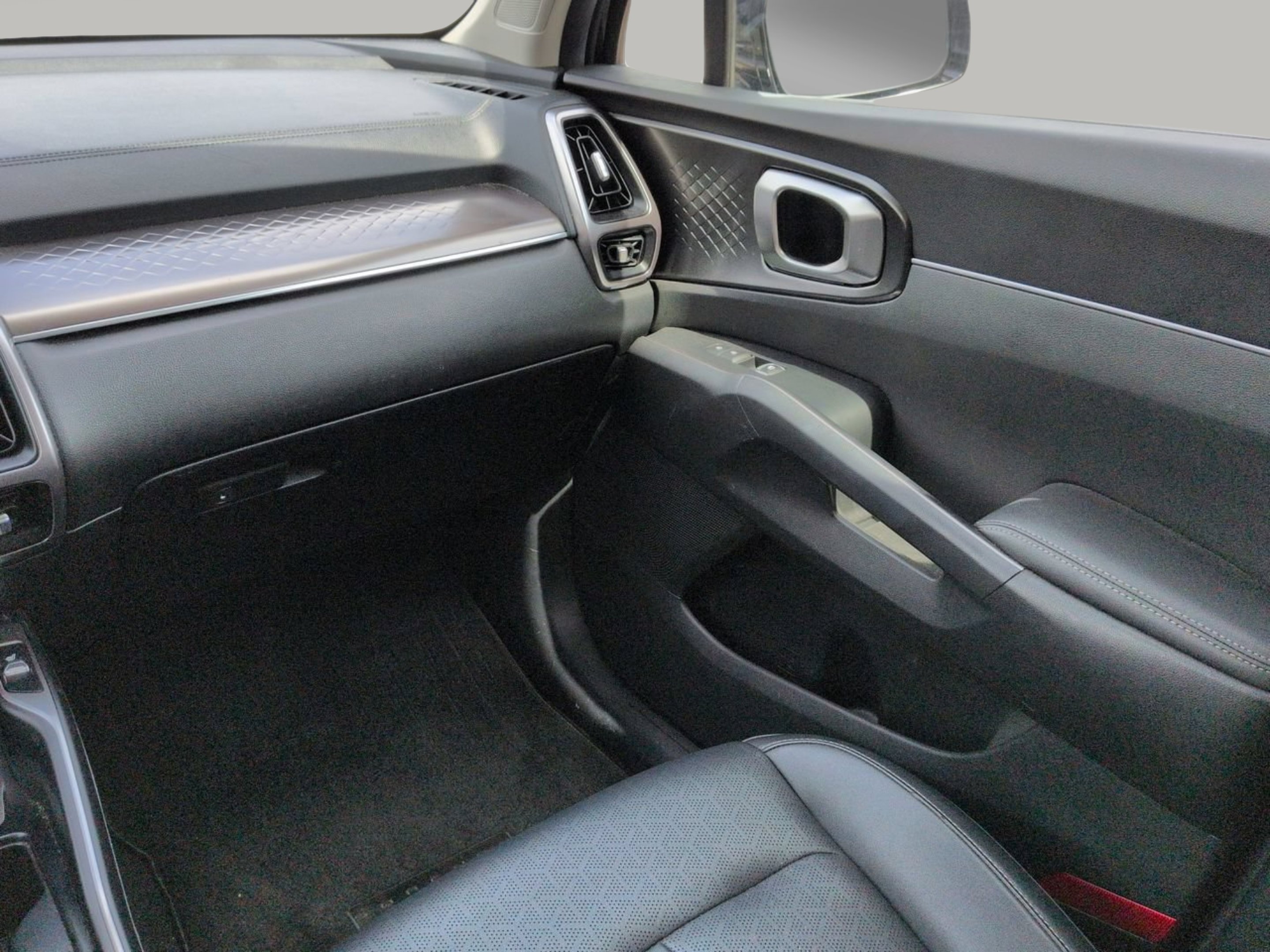 Used 2022 Gravity Blue Kia EX image 15