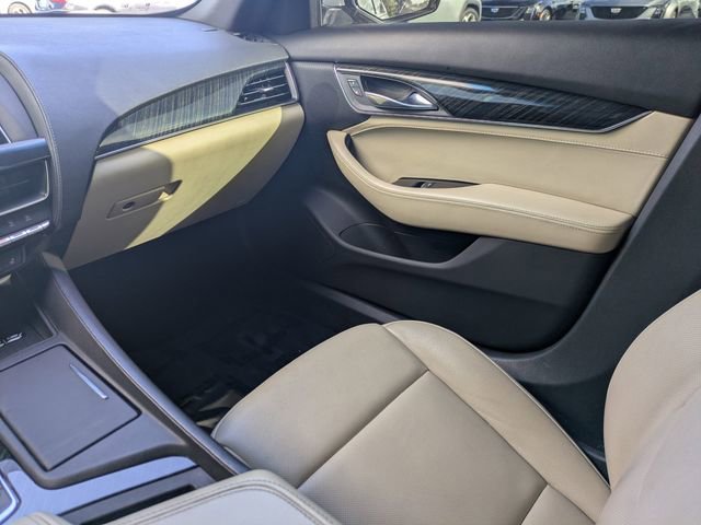 Used 2022 Crystal White Tricoat Cadillac Premium Luxury image 19