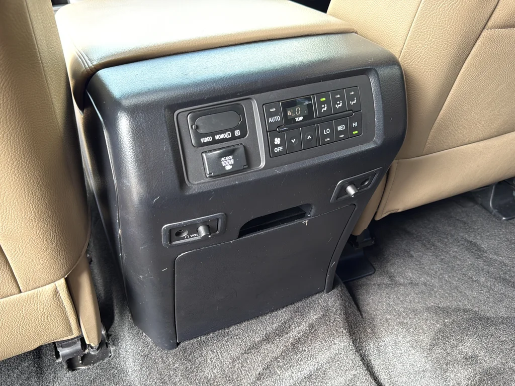 Used 2012 Black Toyota Limited image 32