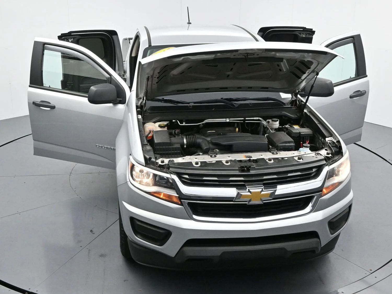 Used 2019 SILVER ICE METALLIC Chevrolet 2WD Work Truck image 37