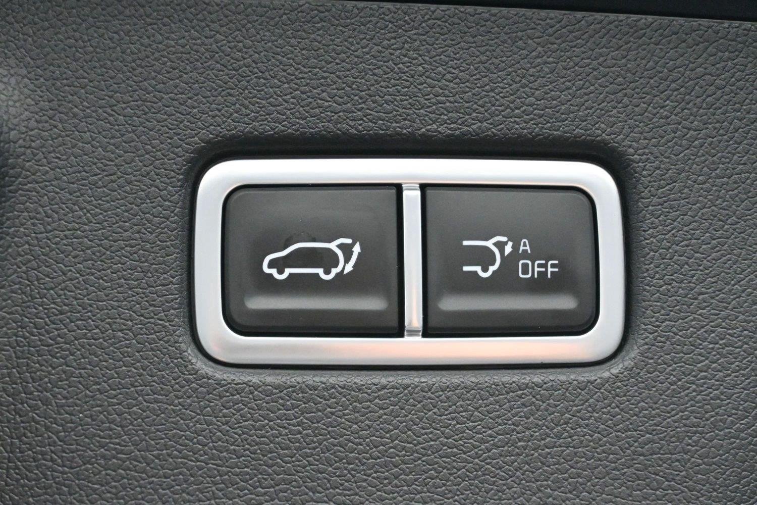 Used 2024 Ebony Black Kia X-Pro SX Prestige image 11