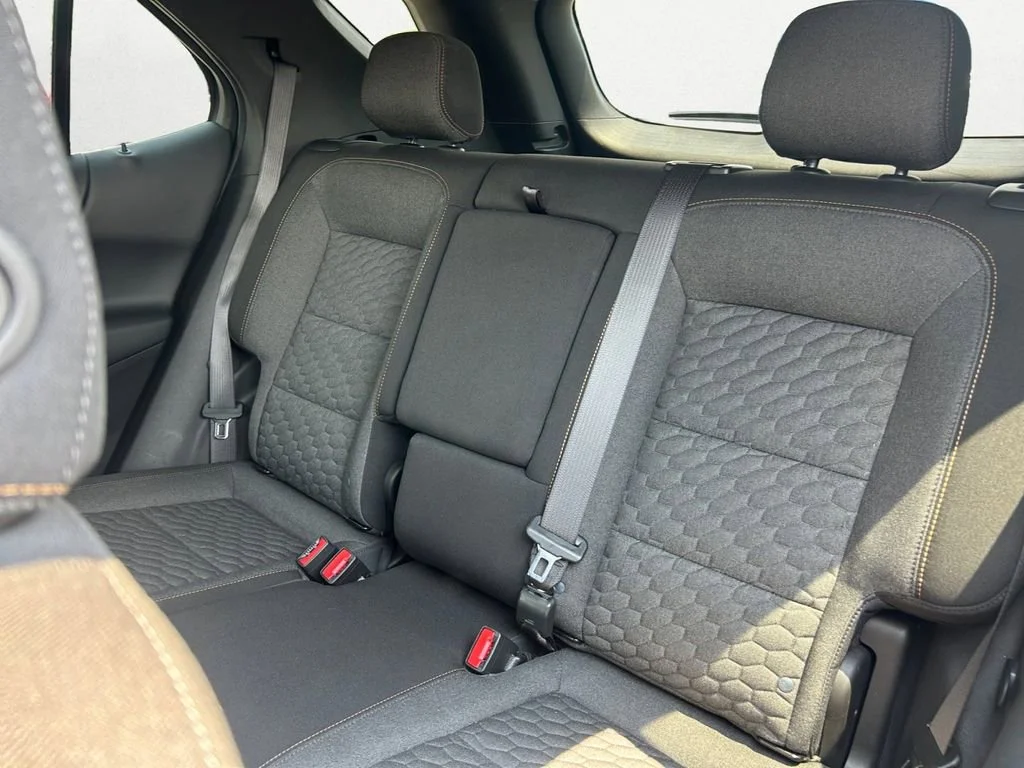 Used 2021 SILVER ICE METALLIC Chevrolet LT image 9