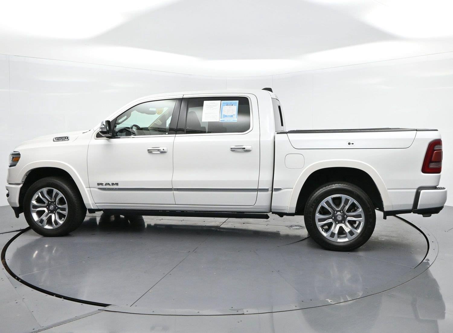Used 2020 Ivory White Tri-Coat Pearlcoat Ram Limited image 4
