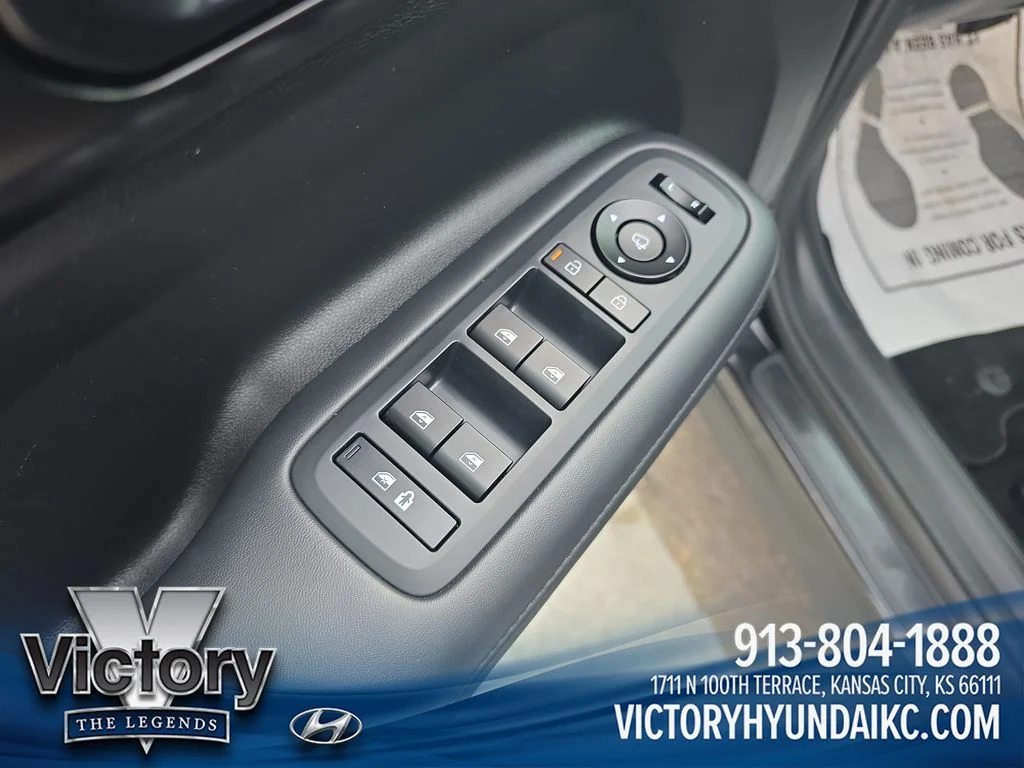 Used 2025 Black Hyundai Calligraphy image 11