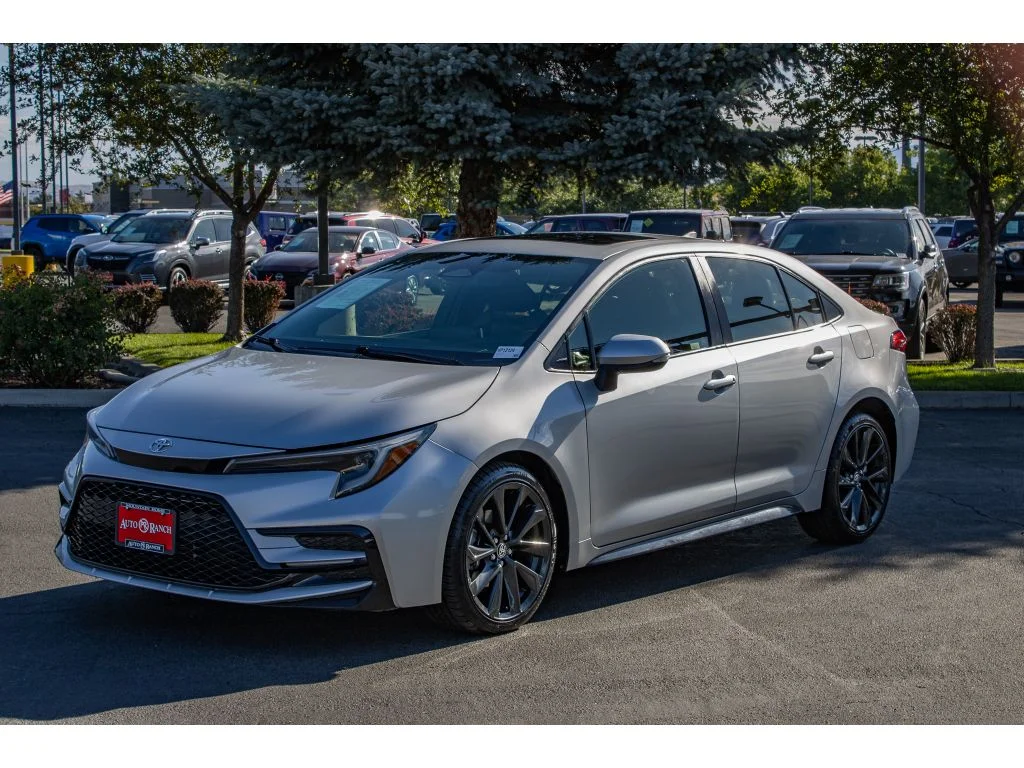 Used 2024 Classic Silver Metallic Toyota XSE image 4