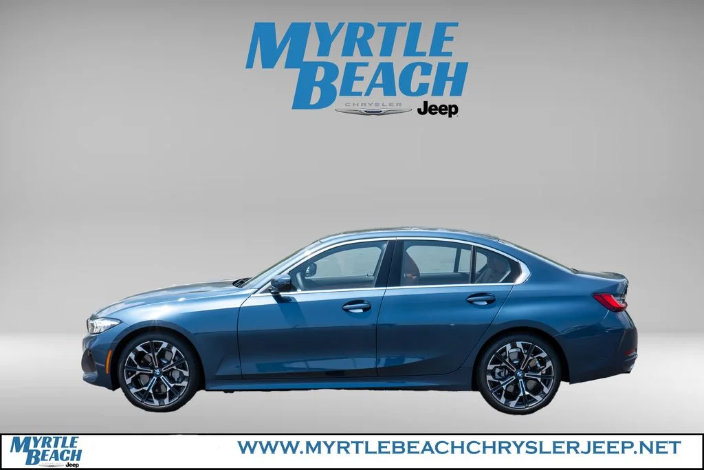Used 2025 Blue Metallic BMW 330i image 3