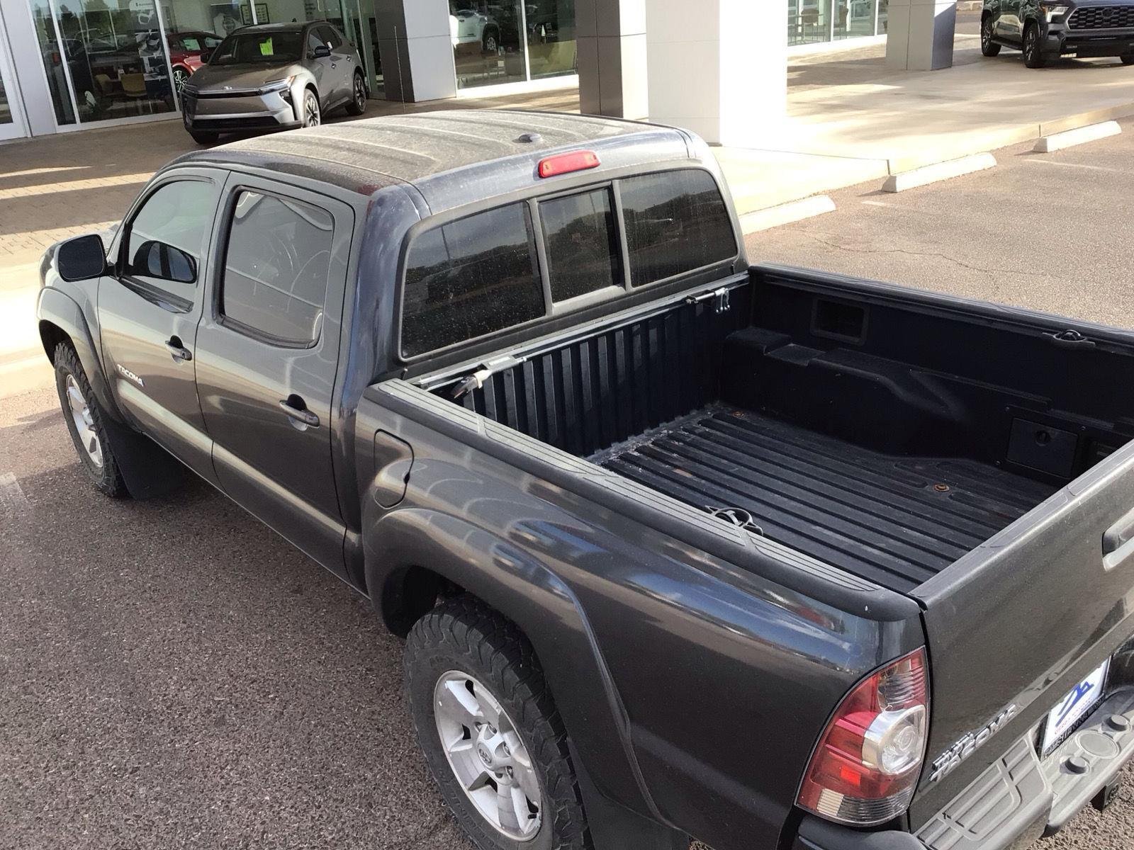Used 2009 Magnetic Gray Metallic Toyota PreRunner image 18