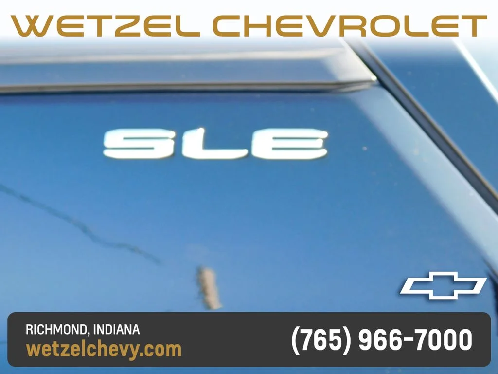 Used 2022 Black GMC SLE image 41