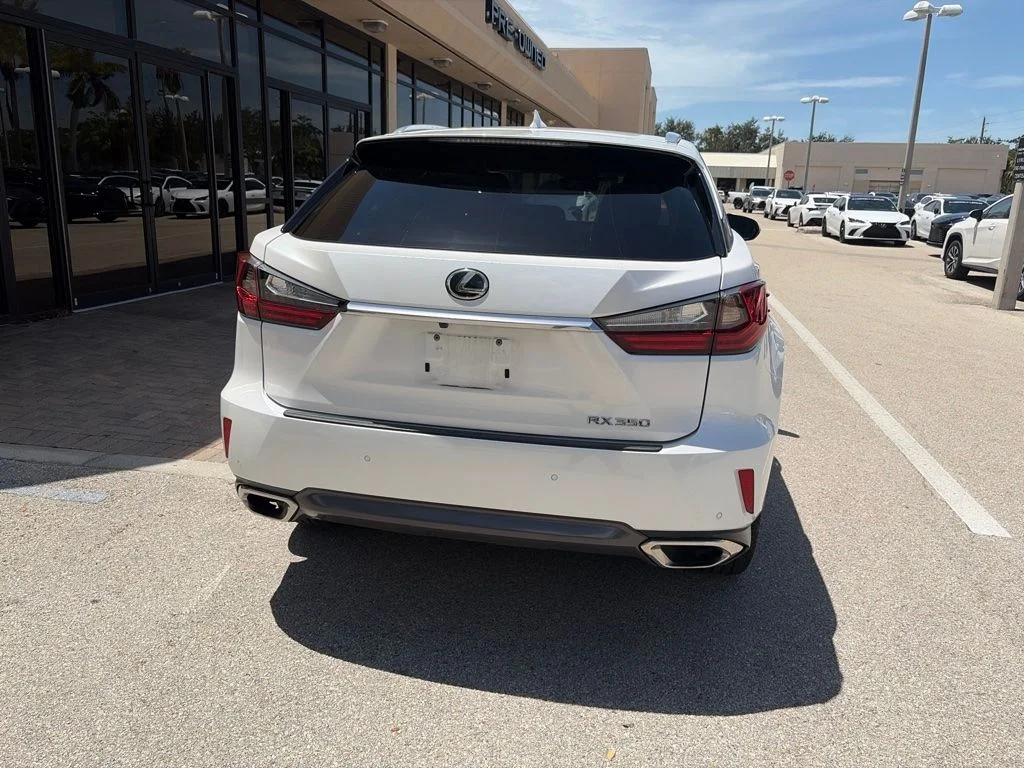 Used 2017 White Lexus 350 image 4